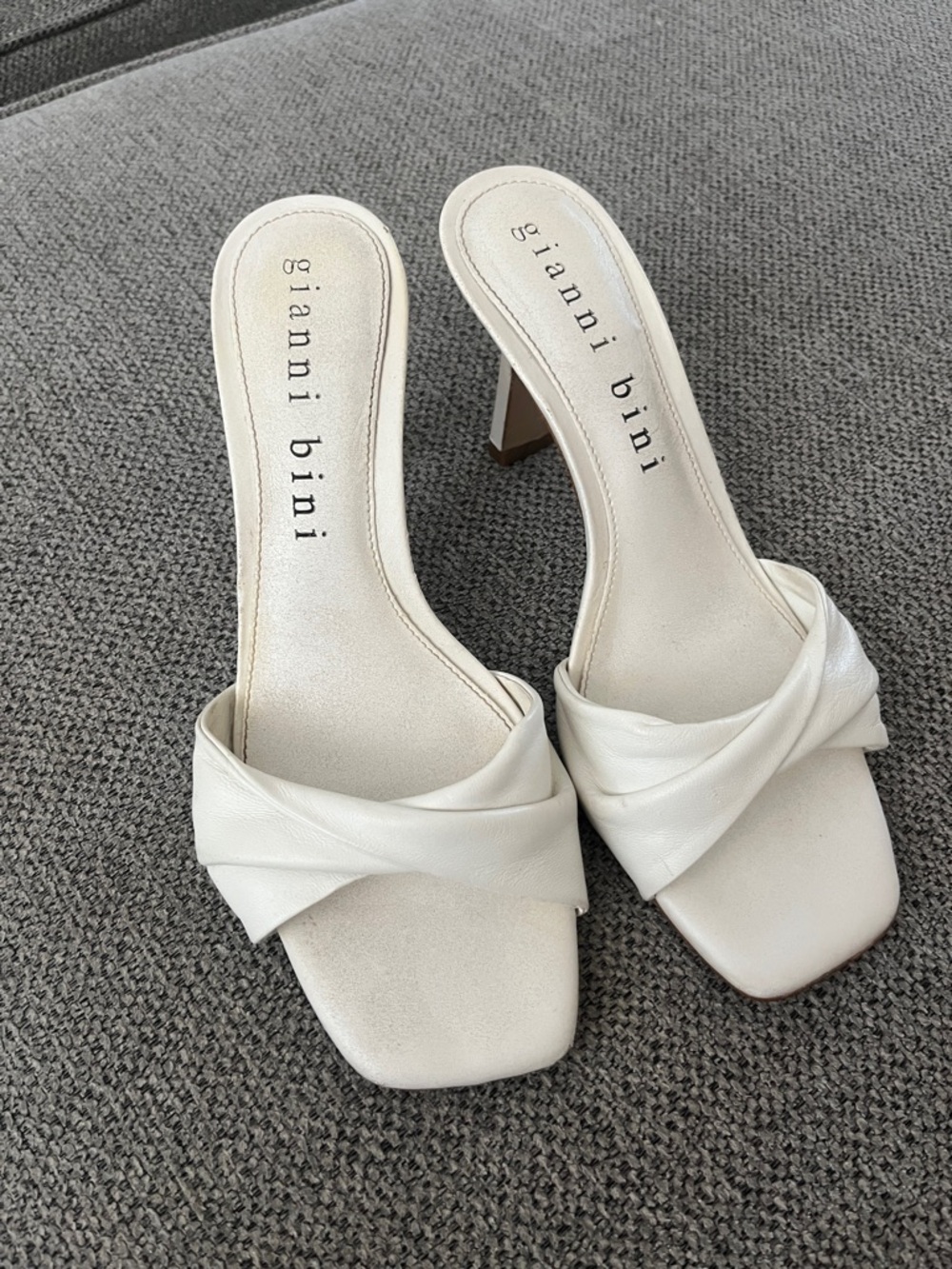 Gianni Bini heel sandals